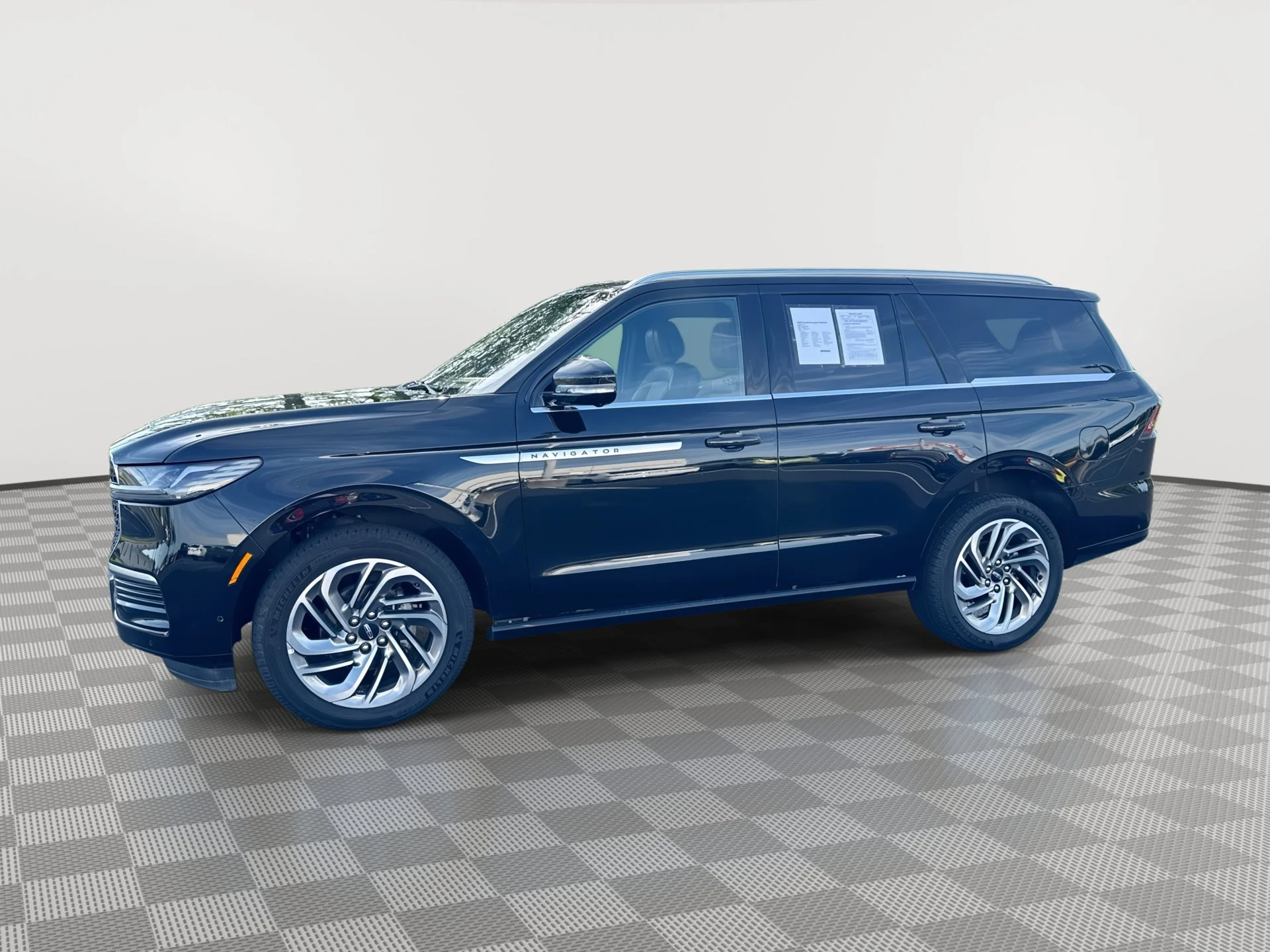 2025 Lincoln Navigator Reserve 4WD's photo