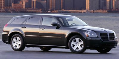 2005 Dodge Magnum's photo