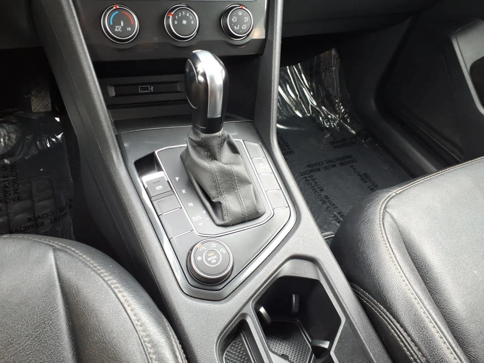 Used 2019 Platinum Gray Metallic Volkswagen S image 17