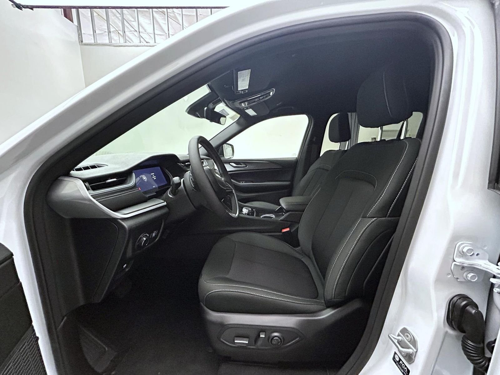 New 2026 Bright White Clearcoat Jeep Laredo image 10