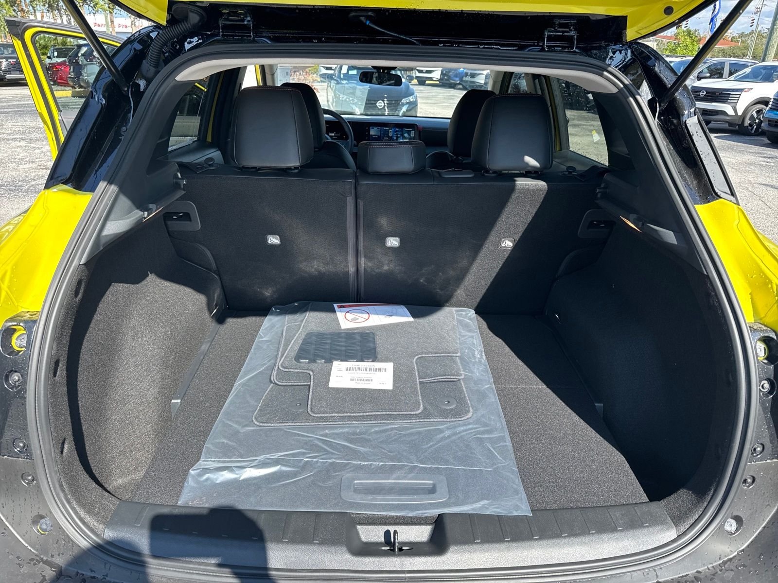 New 2026 Nissan Kicks SR 4D Sport Utility