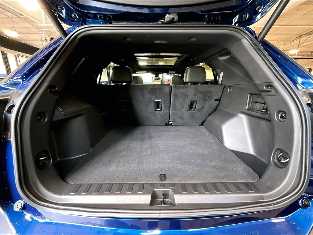 Used 2023 Blue Chevrolet RS image 17