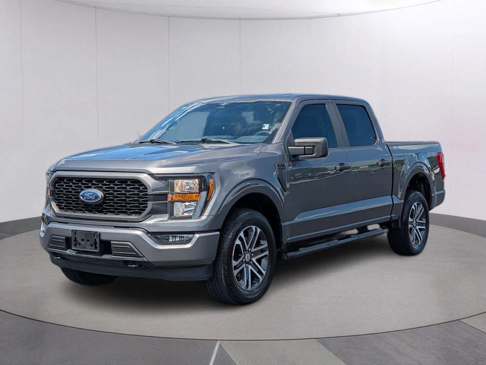 Used 2023 Carbonized Gray Ford XL image 1