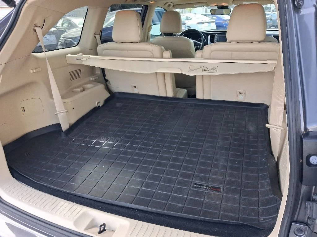Used 2019 Gray Toyota Limited image 10