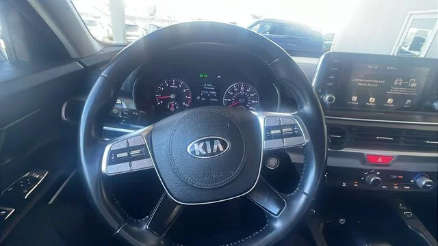 Used 2020 Gray Kia S image 21