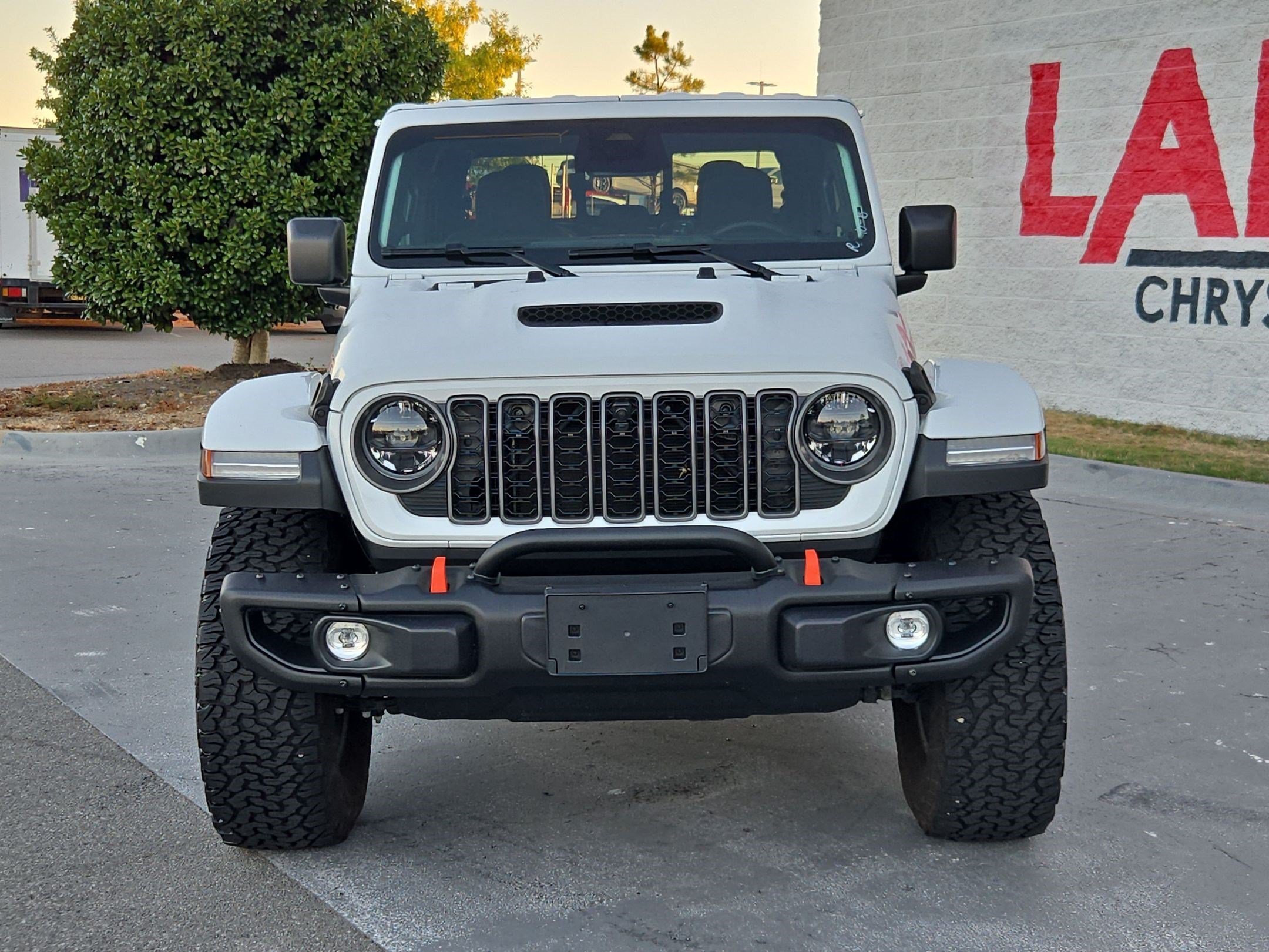 Used 2026 Jeep Gladiator Mojave X with VIN 1C6RJTEG4TL170108 for sale in Little Rock