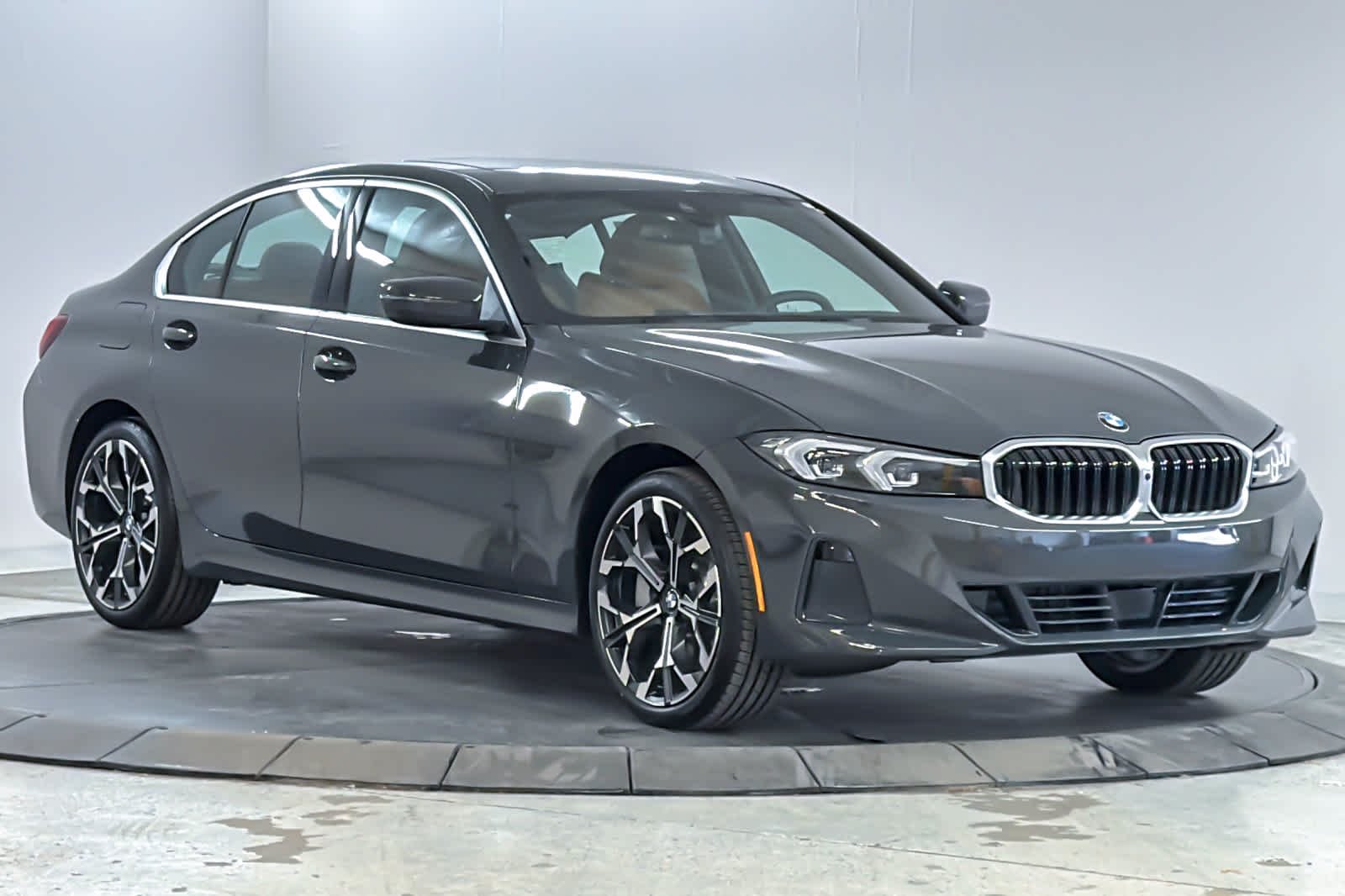 New 2026 Dravit Grey Metallic BMW 330i xDrive image 9