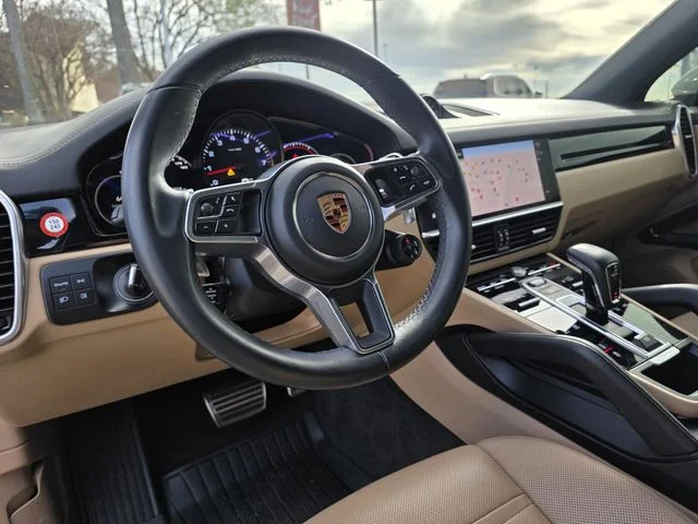 2022 Porsche Cayenne S - Photo 7