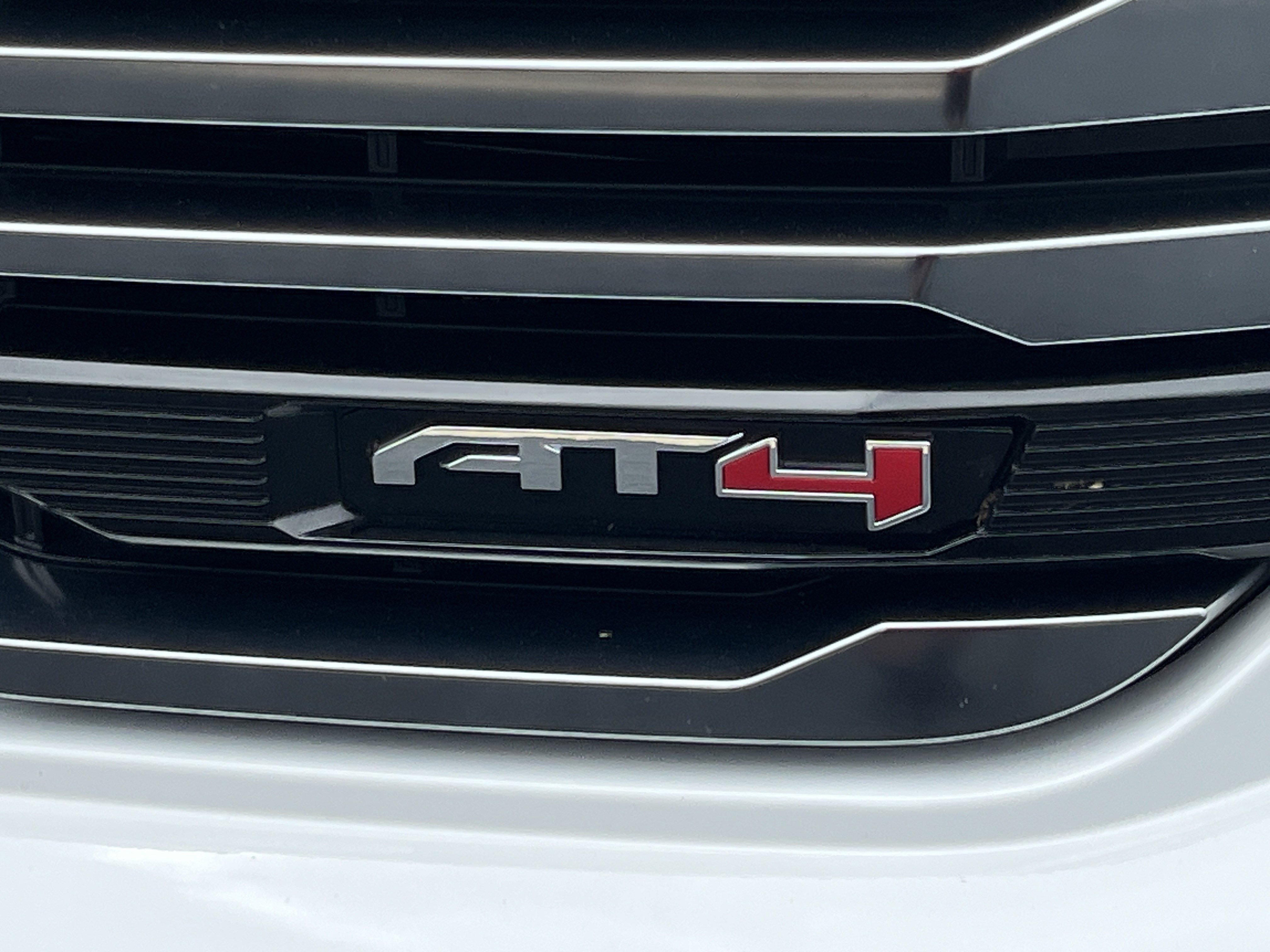 Used 2025 Summit White GMC AT4 image 35