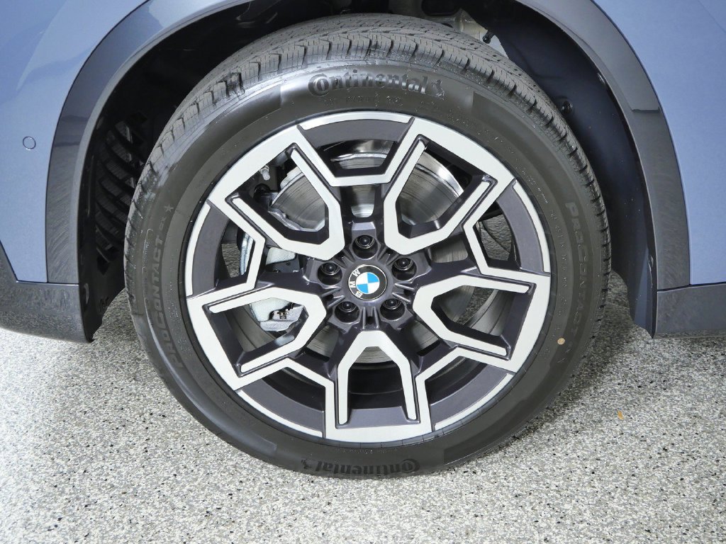 New 2027 Storm Bay Metallic BMW xDrive28i image 17