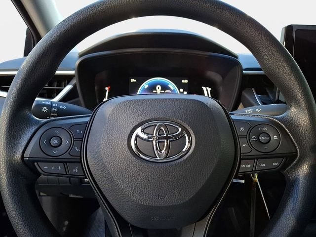2026 Toyota Corolla LE - Photo 11