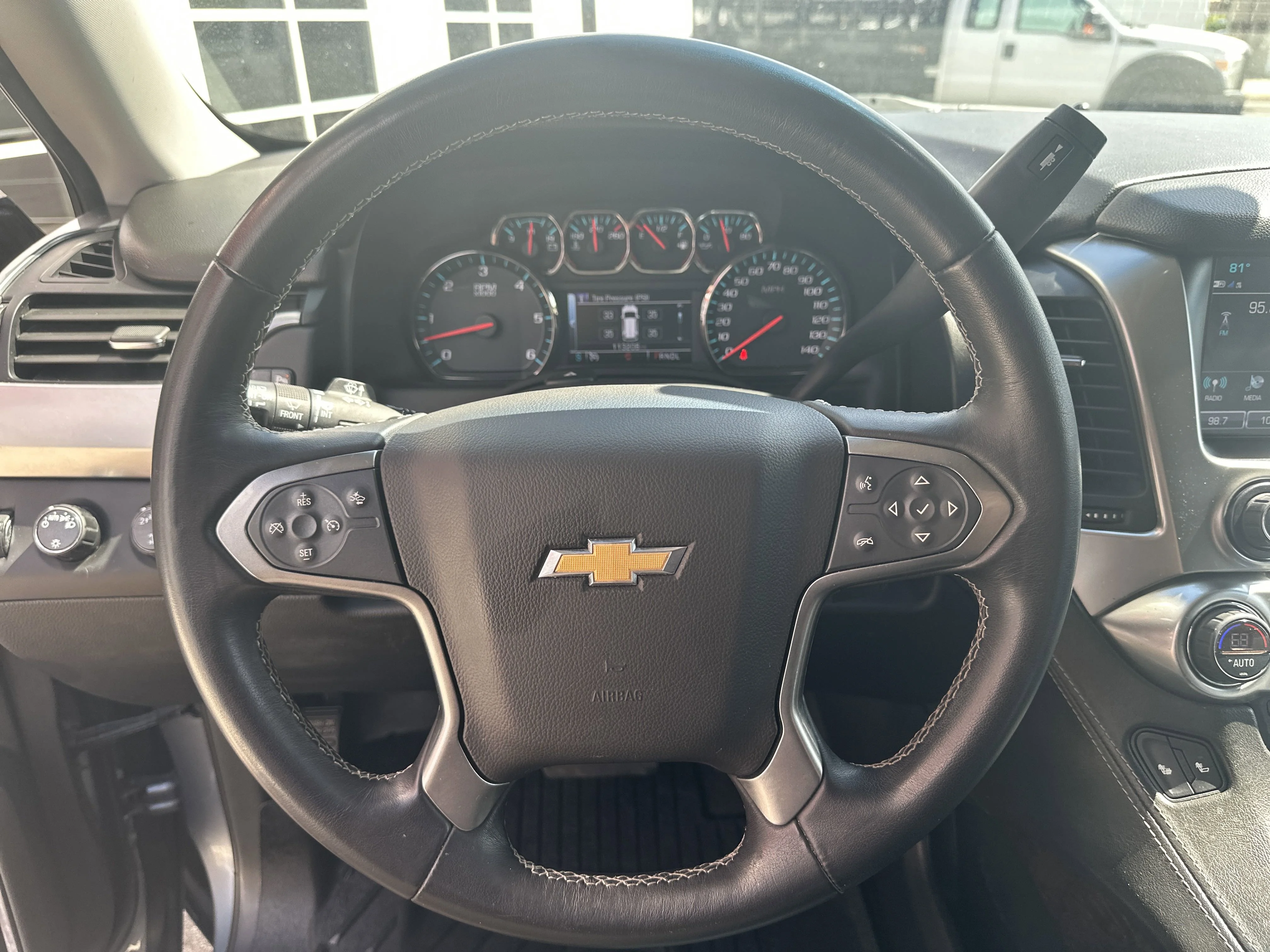 2020 Chevrolet Tahoe LT - Photo 11
