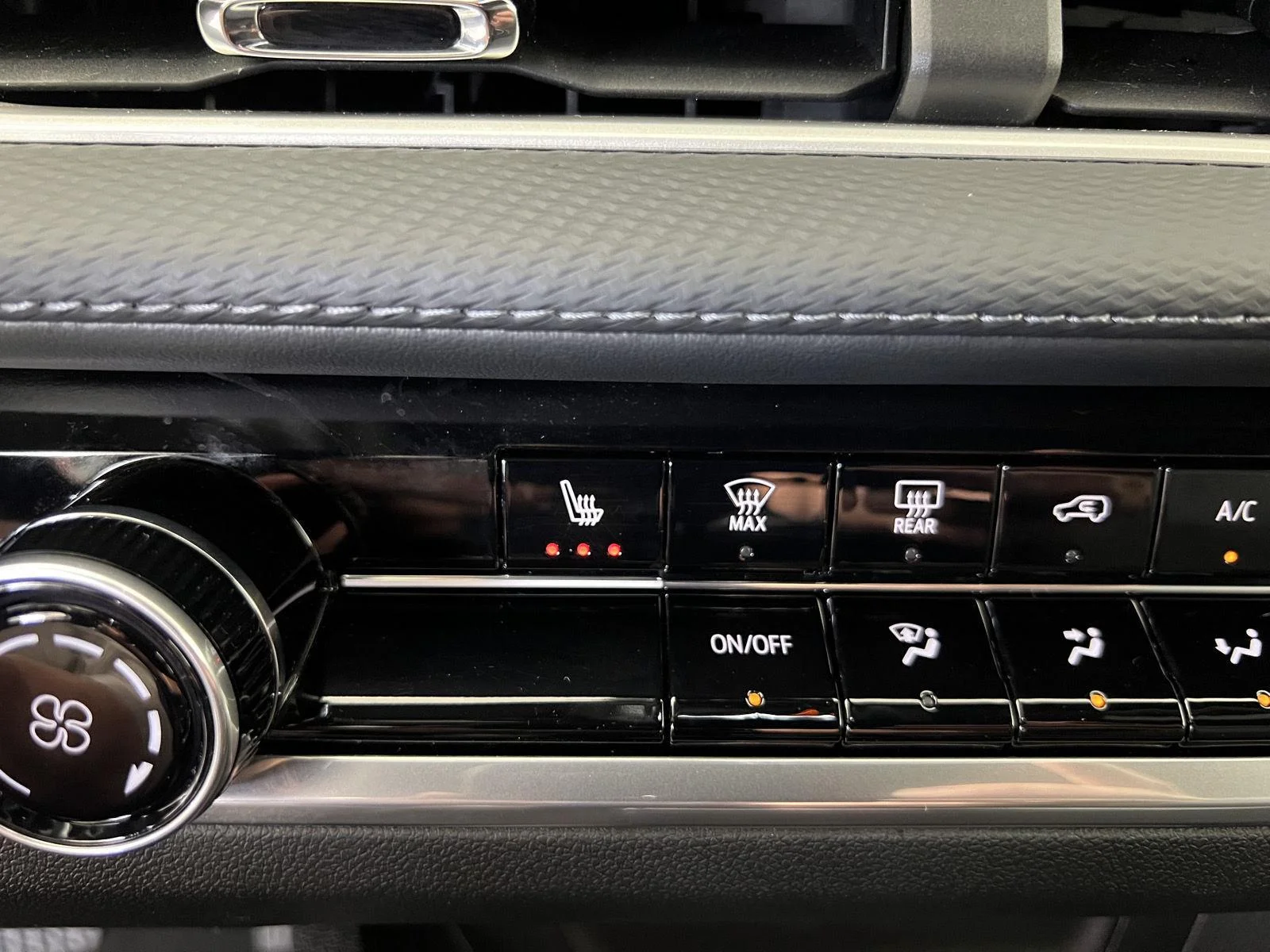 Used 2026 Mosaic Black Metallic Chevrolet AWD LT image 16