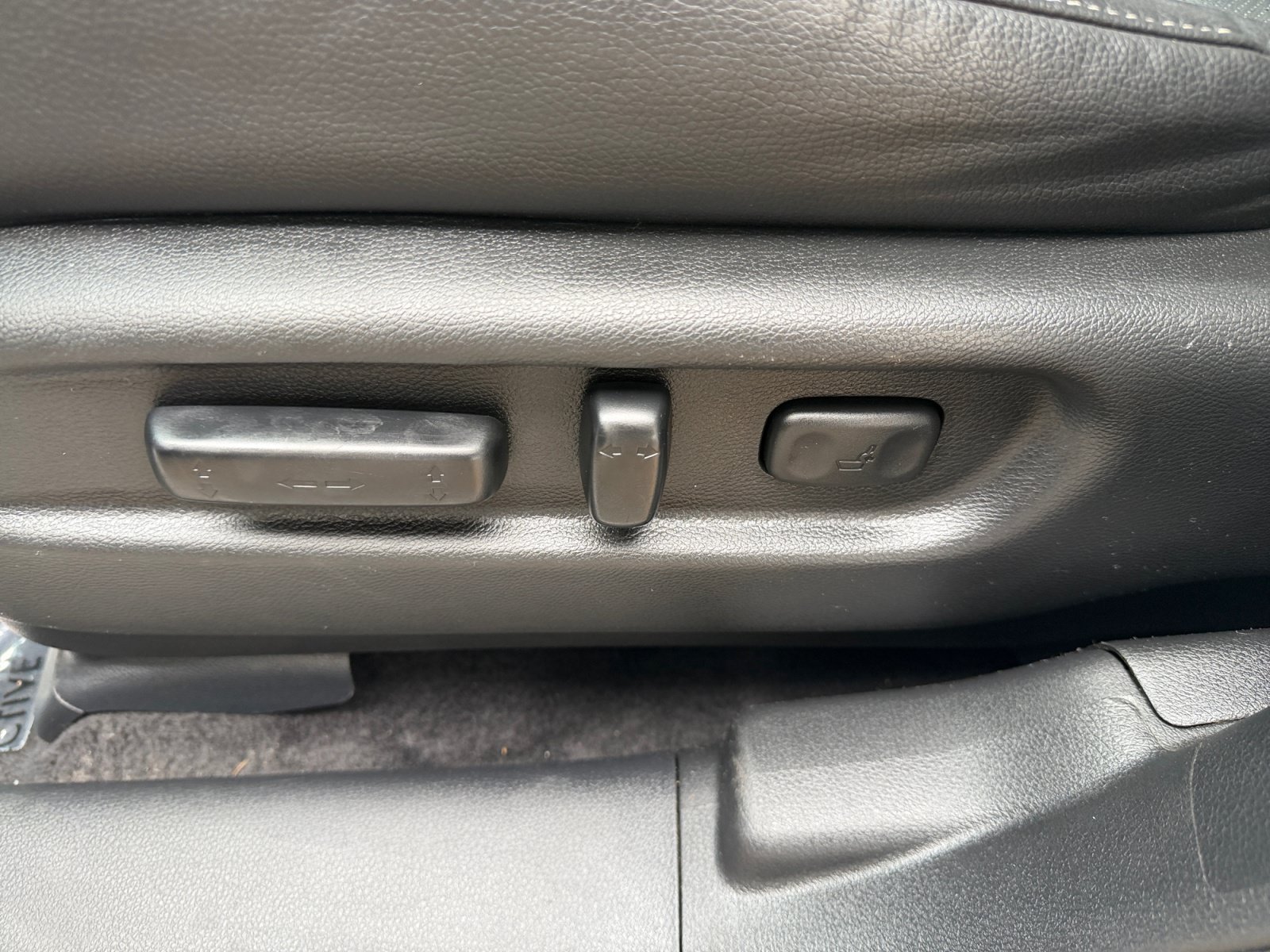 Used 2025 White Honda RTL image 9