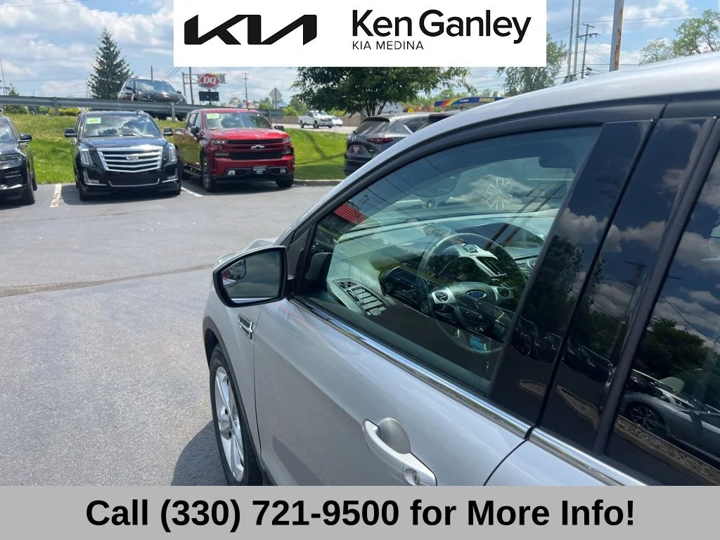 Used 2016 Silver Ford SE image 24