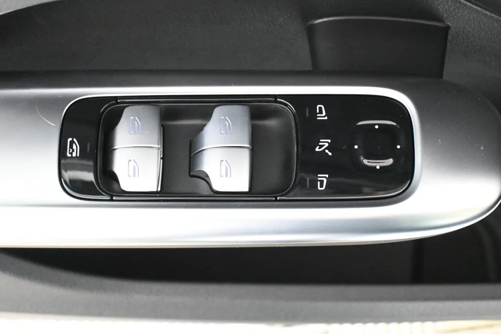 Certified Used 2026 White Mercedes-Benz C 300 image 24