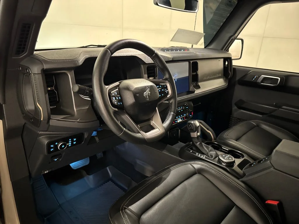 Certified Used 2025 Beige Ford Badlands image 5