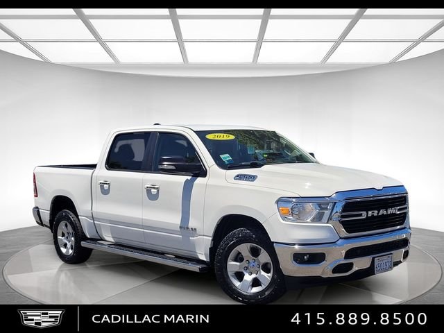 2019 RAM 1500 Big Horn/Lone Star 4x4 Crew Cab 5'7's photo