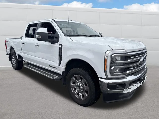 Used 2023 White Ford Lariat image 8