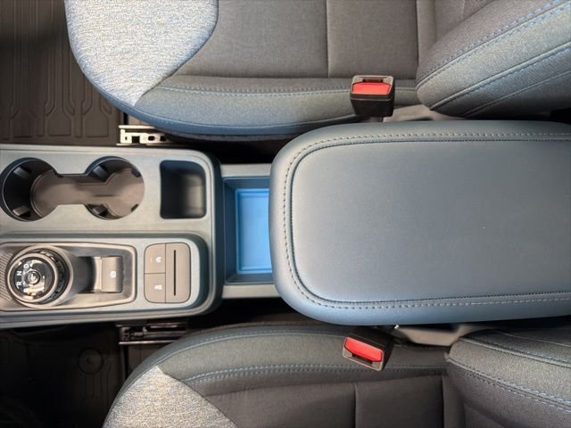 New 2026 Carbonized Gray Metallic Ford XLT image 40