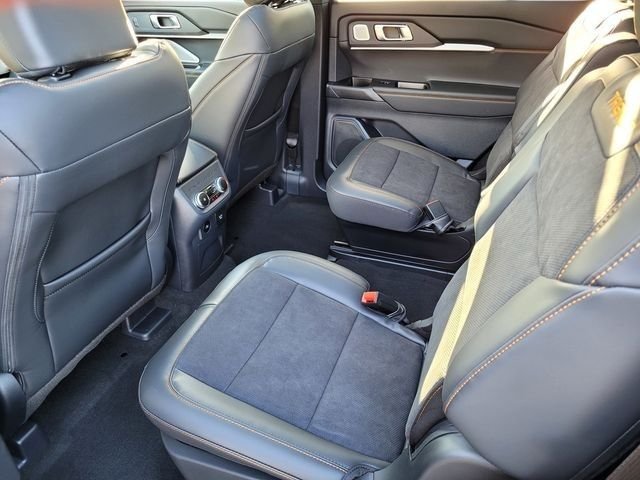 New 2026 Agate Black Metallic Ford Tremor® image 66