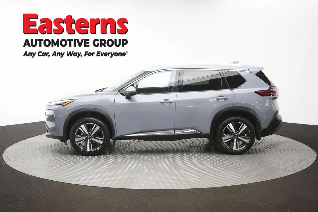 Used 2023 Gray Nissan SL image 62