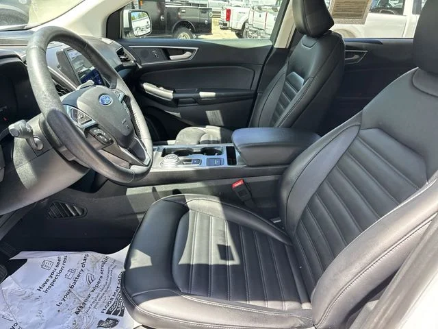 Used 2024 White Ford SEL image 19