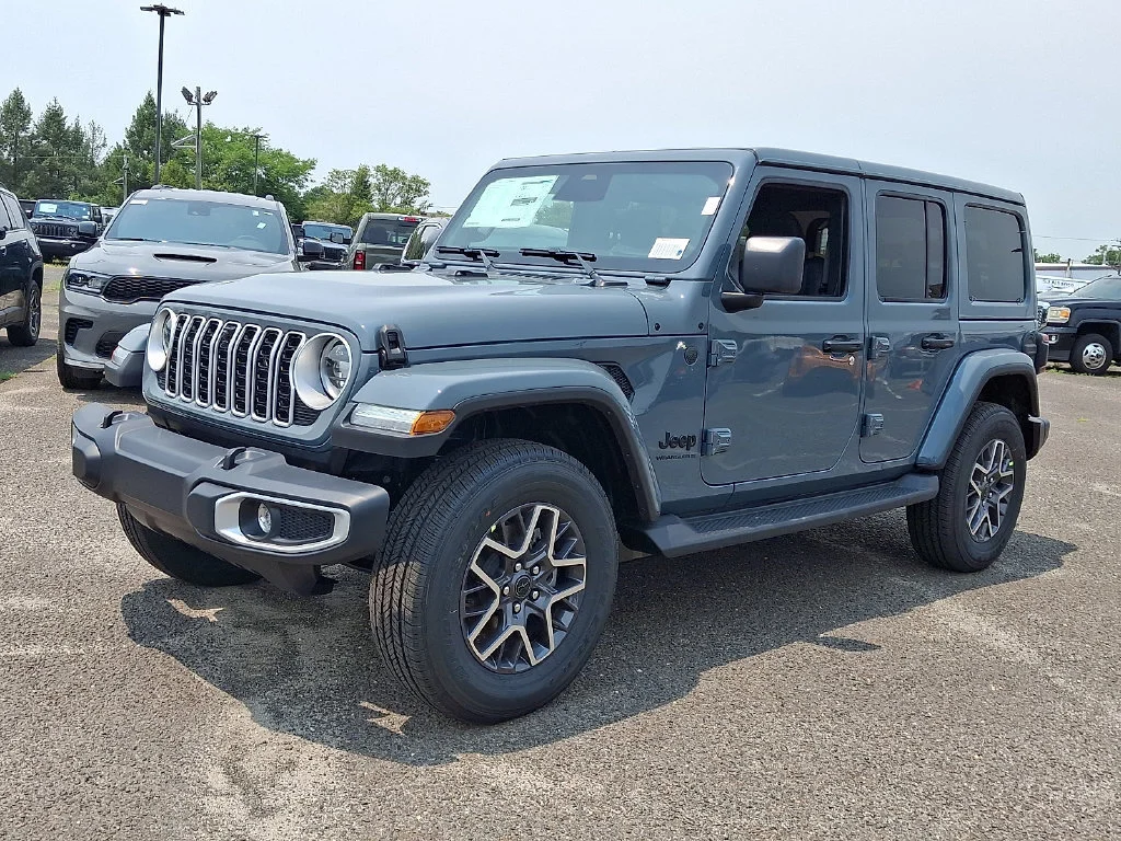 New 2026 Anvil Clear-Coat Exterior Paint Jeep Sahara image 4