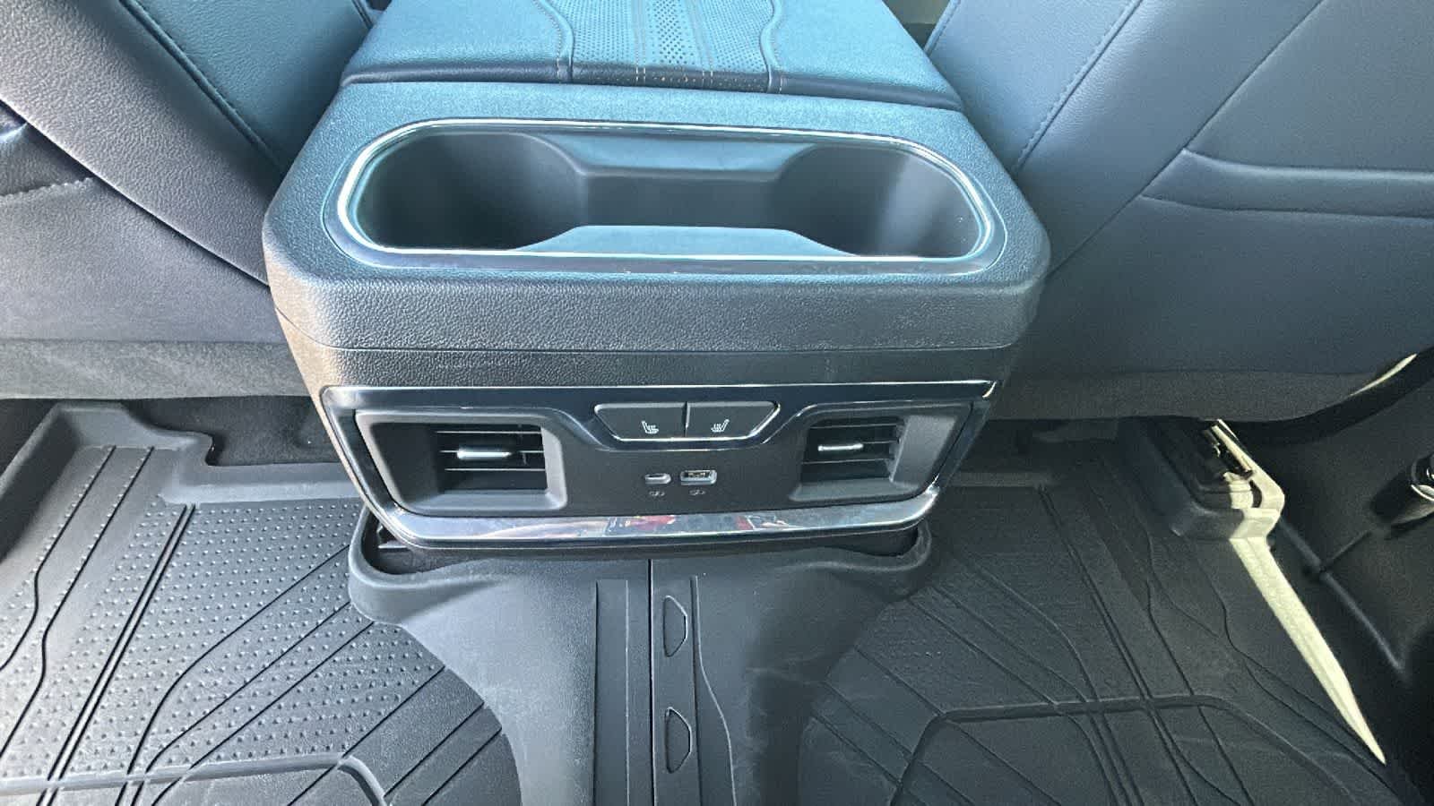 2024 Chevrolet Silverado 1500 High Country - Photo 25