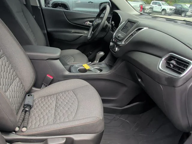Used 2020 White Chevrolet LT image 29