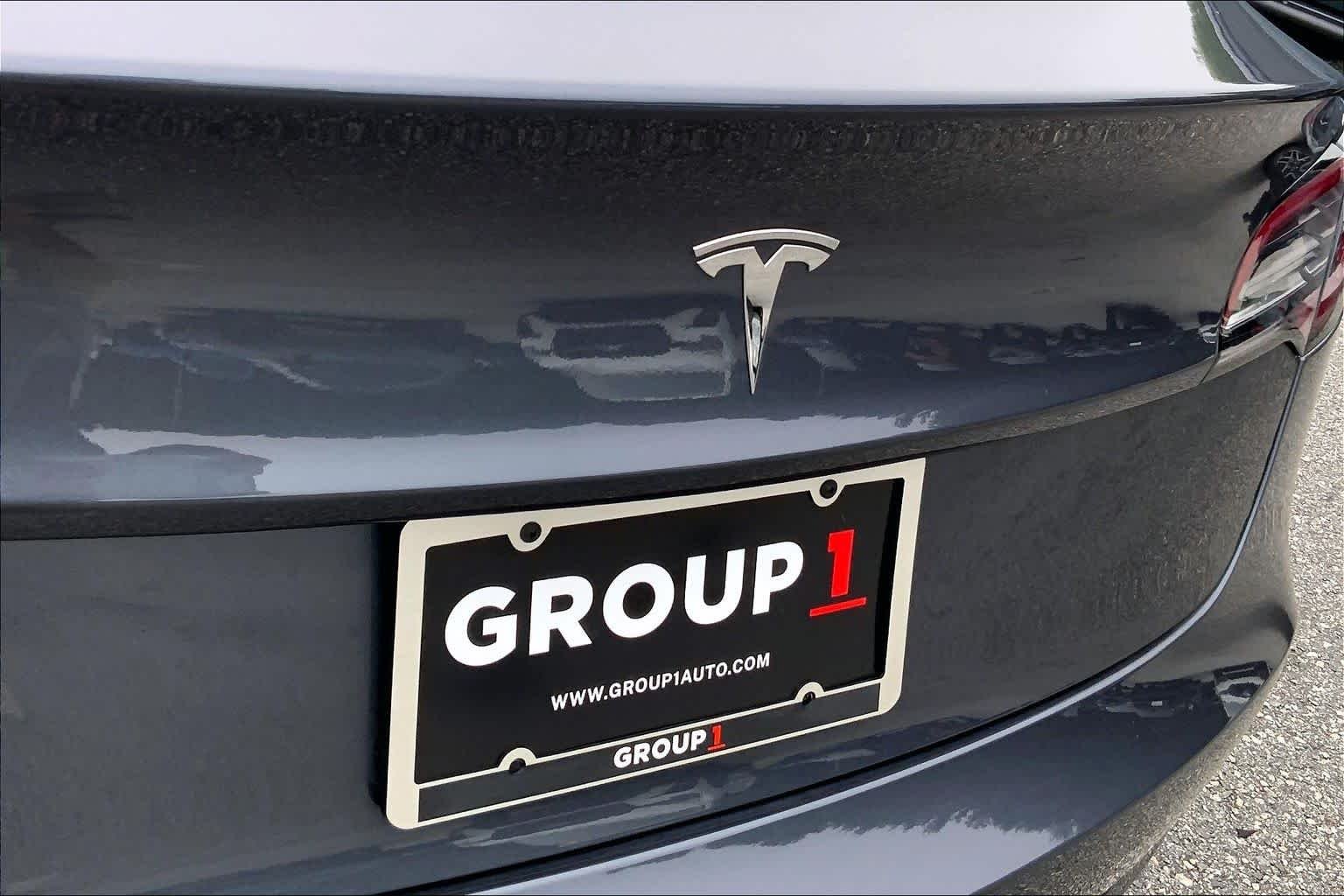 Used 2023  Tesla  image 28