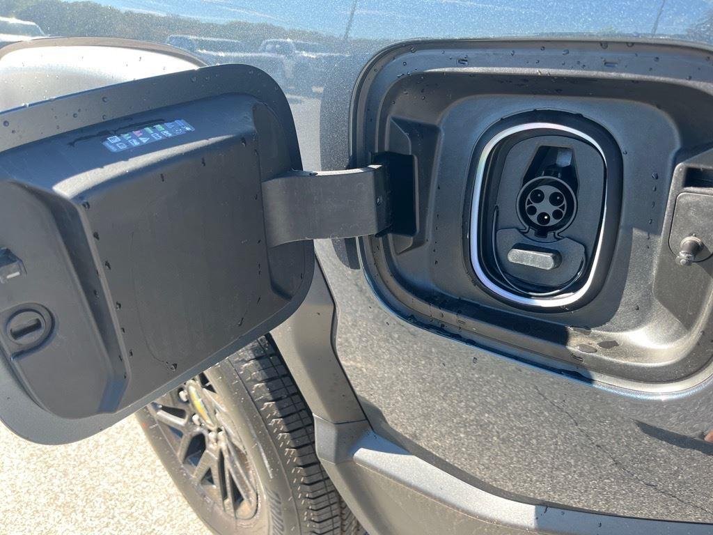 2026 Chevrolet Silverado EV LT - Photo 29
