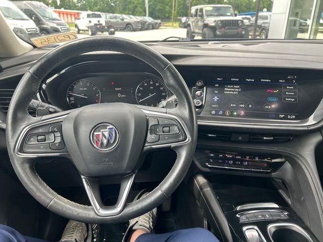 Used 2022 Blue Buick Preferred image 9