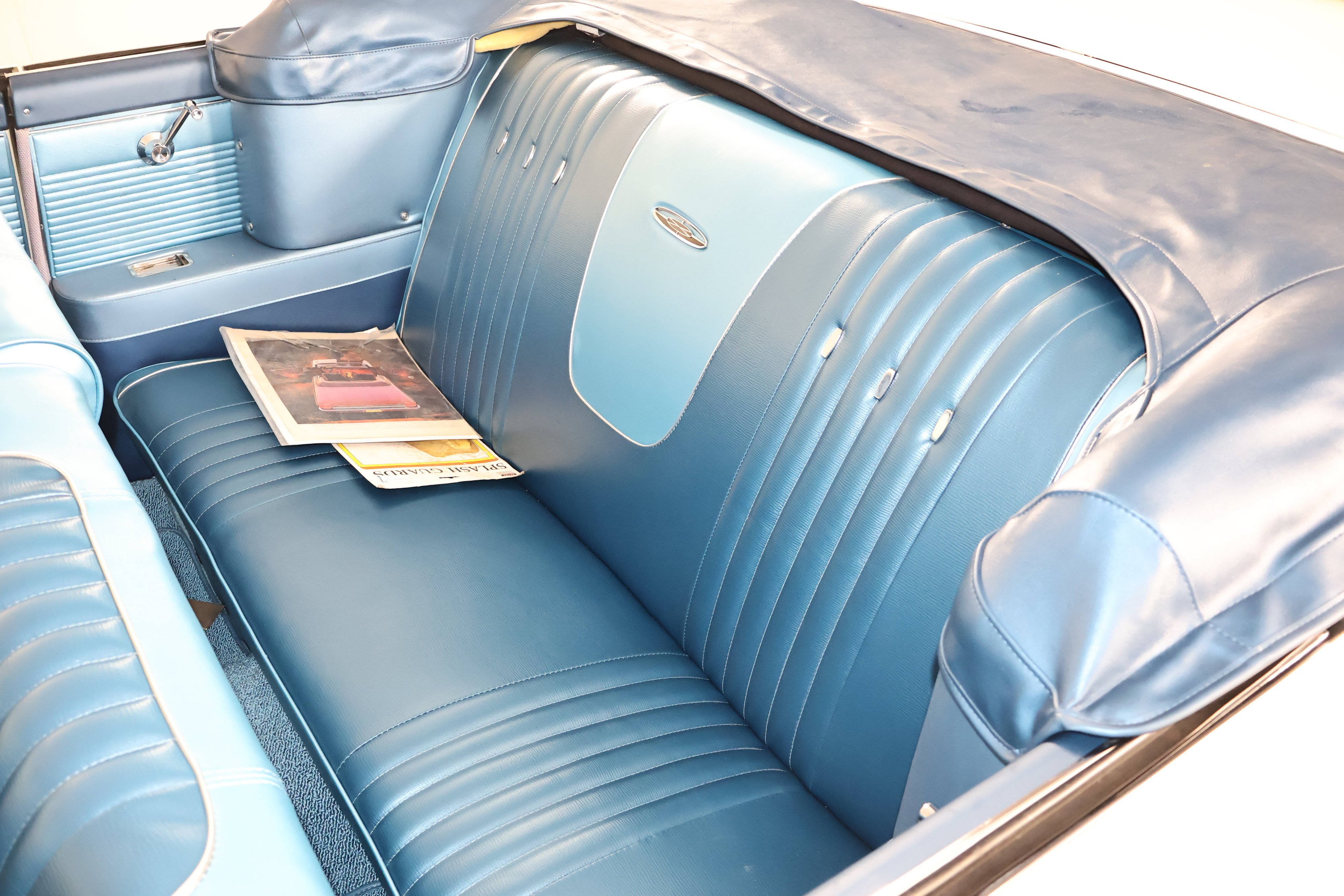 Used 1963 White Ford  image 55