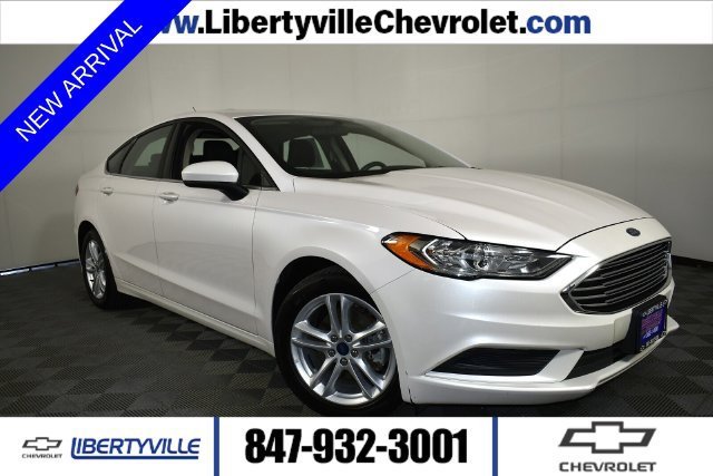 White 2018 Ford Fusion Sedan Front-Wheel Drive 