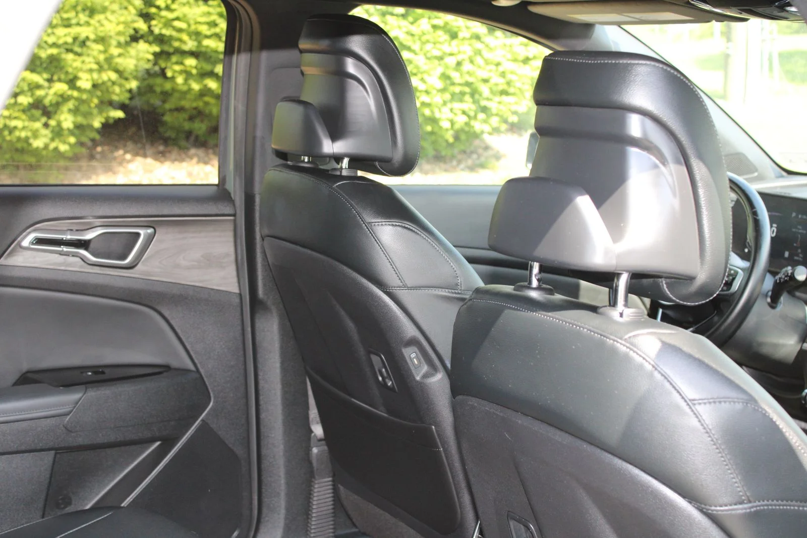 Used 2023 Green Kia X-Line image 26