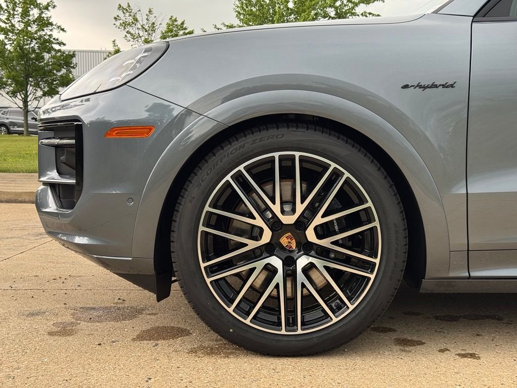 2026 Porsche Cayenne E-Hybrid - Photo 48