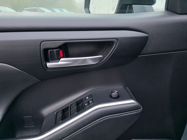 Used 2022 Moon Dust Toyota XLE image 28