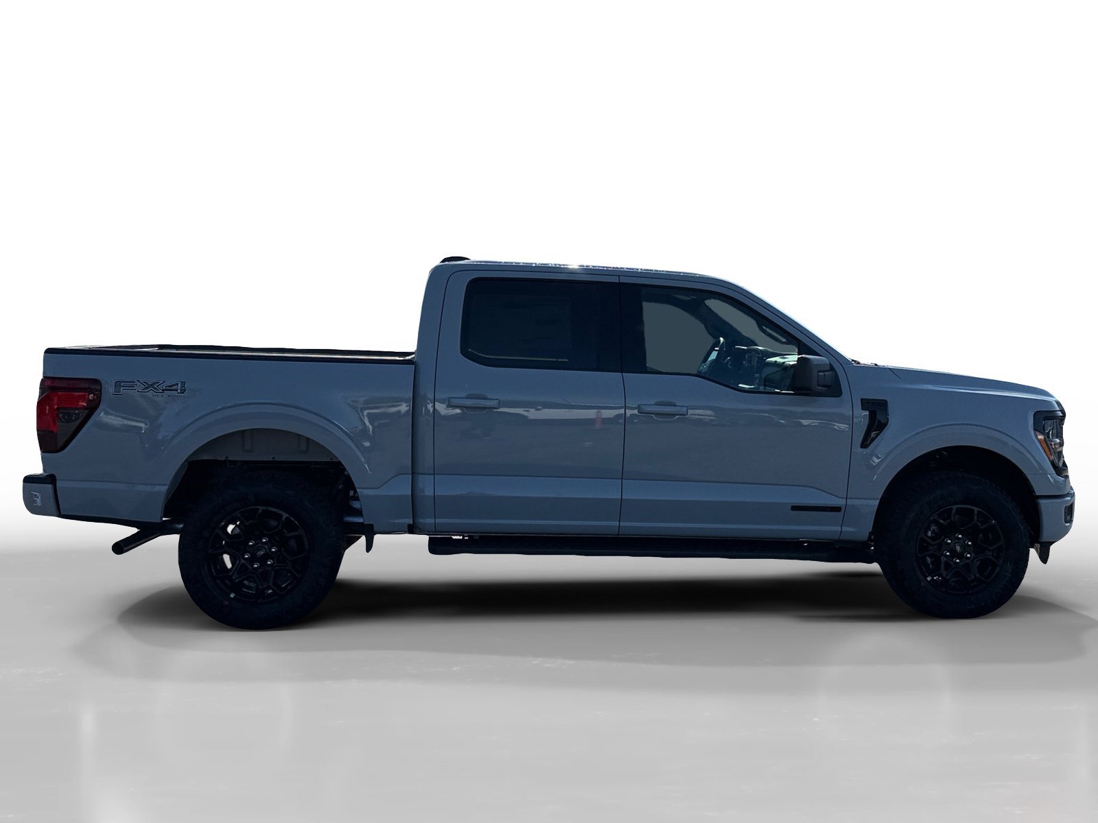 New 2026 Avalanche Ford XLT image 6