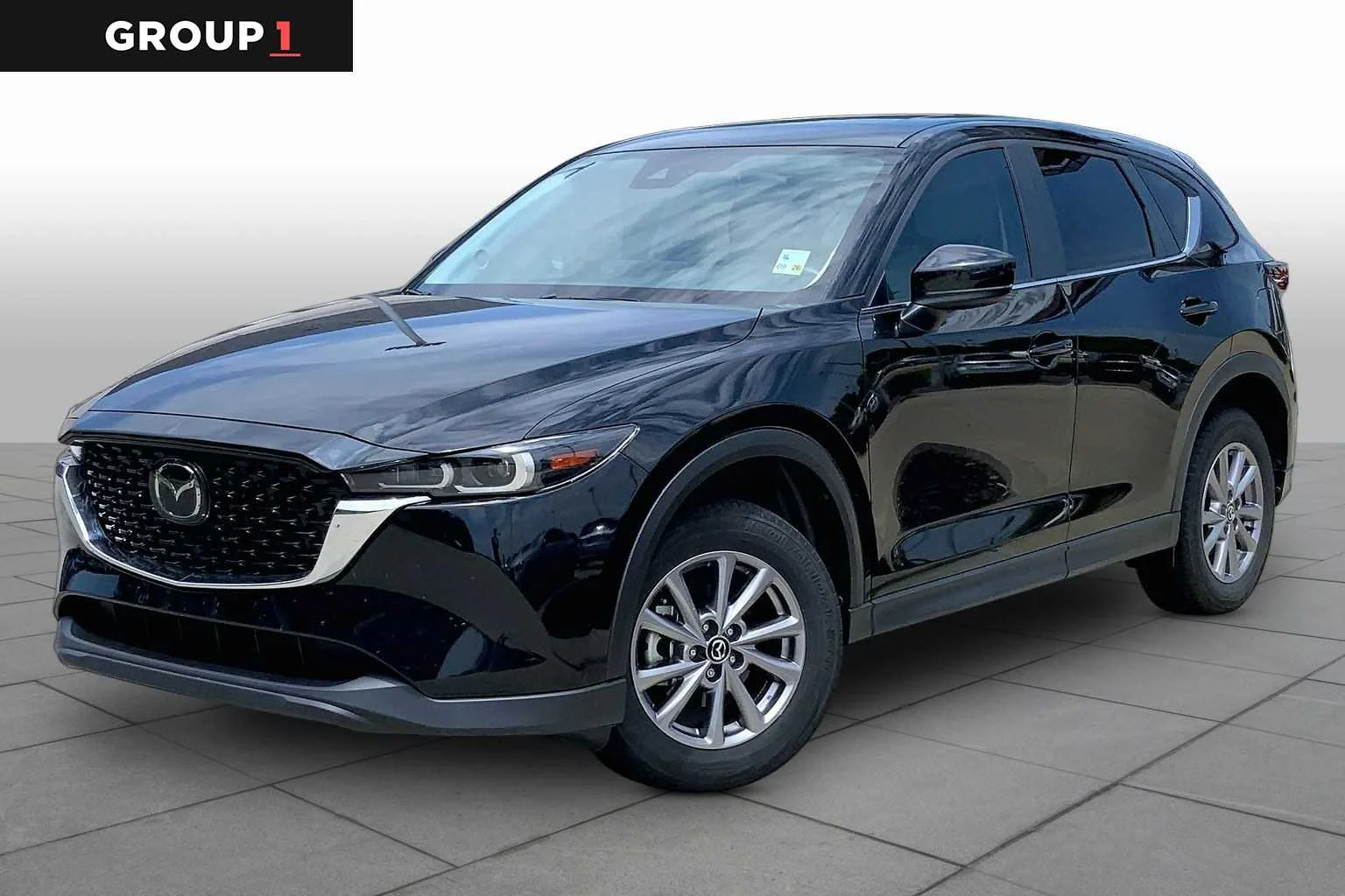 2023 Mazda CX-5 S Preferred package Auto AWD's photo