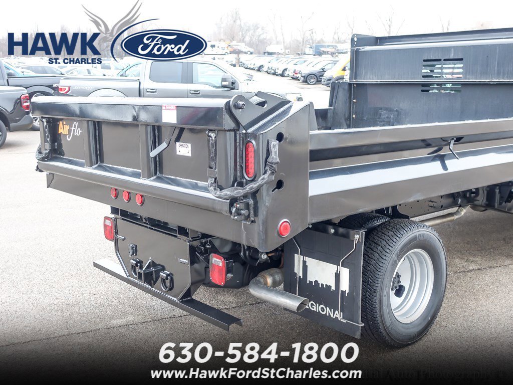 New 2026 Oxford White Ford F-350® XL image 7