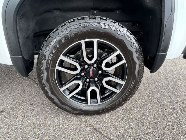 Certified Used 2026 Summit White GMC AT4 image 9