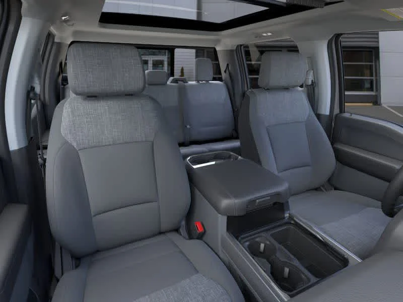 New 2026 Avalanche Ford F-350® XLT image 10