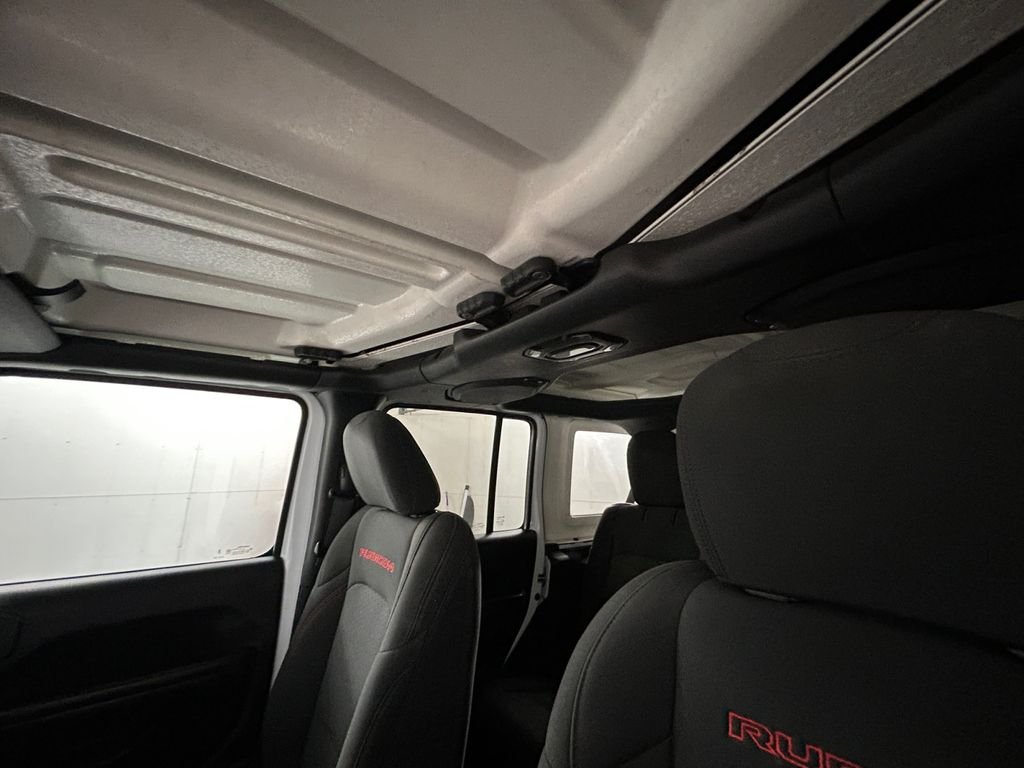 Used 2023 White/off-white Jeep Rubicon image 25