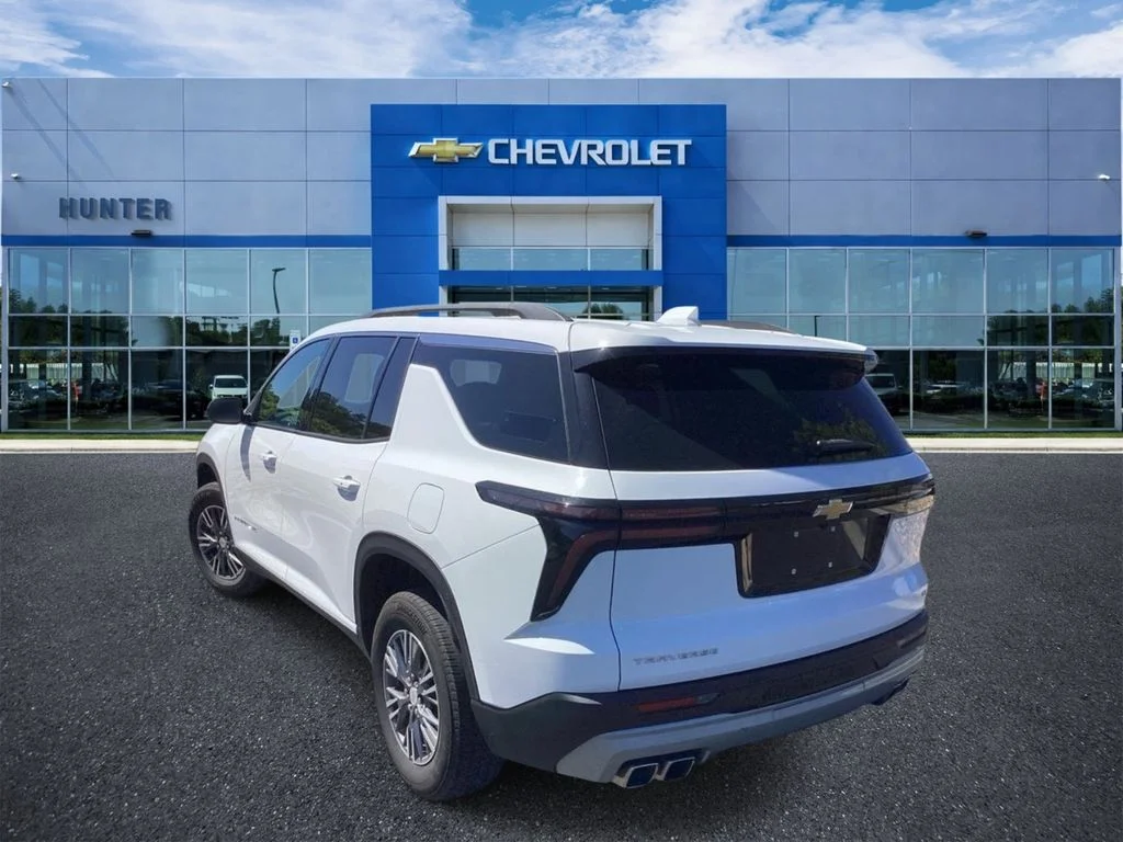 Used 2024 Summit White Chevrolet LT image 2