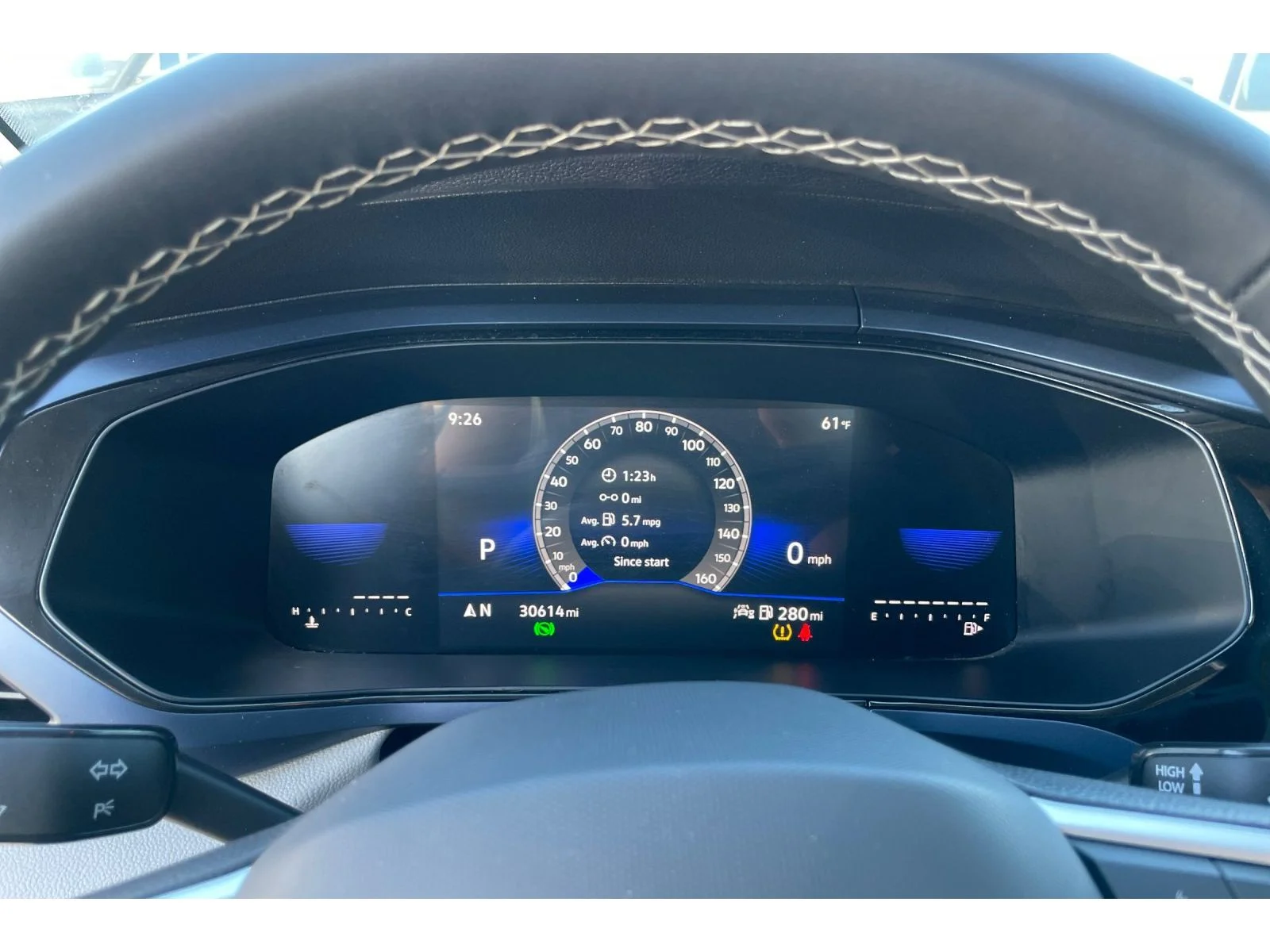 Used 2023 Dusk Blue Metallic Volkswagen SE image 35