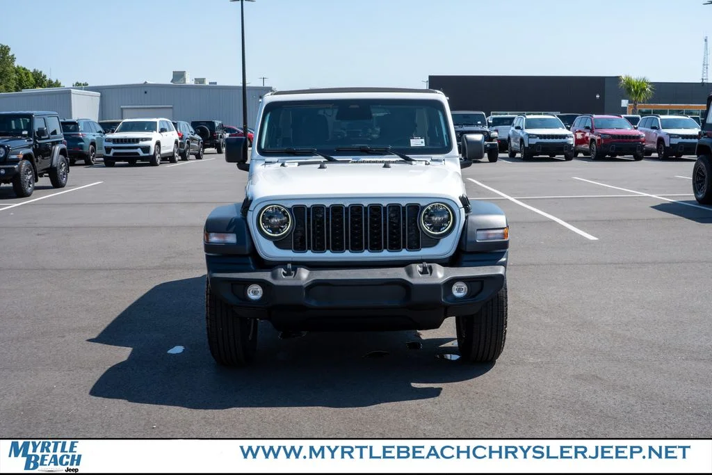 New 2026 Bright White Clear-Coat Exterior Paint Jeep Sport S image 9