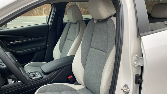 2026 Mazda CX-30 Aire Edition - Photo 13
