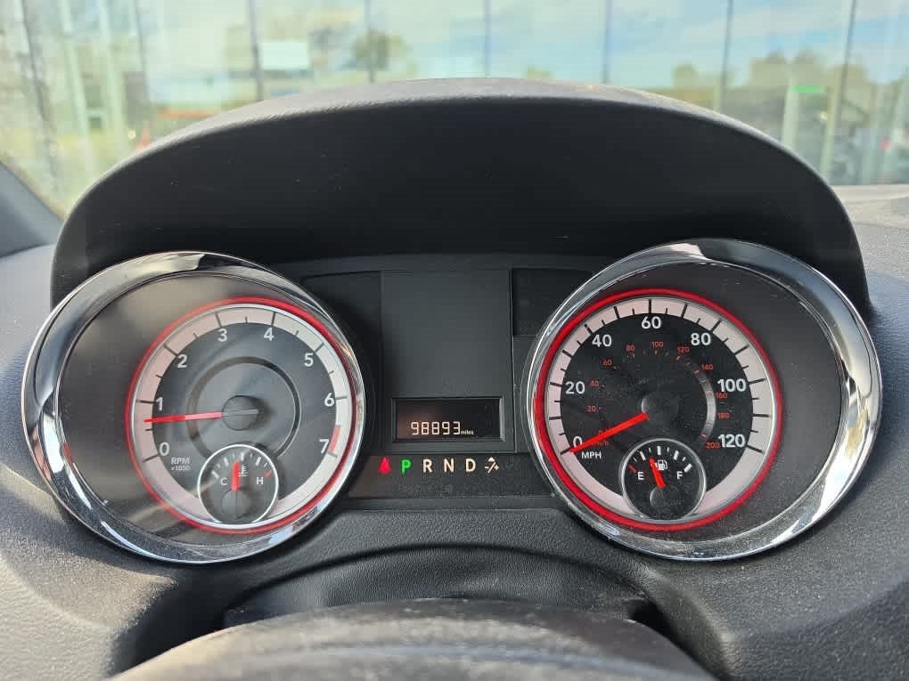 Used 2019 Black Onyx Crystal Pearlcoat Dodge SXT image 17