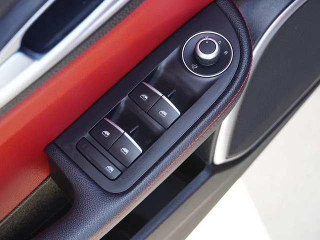 Used 2020 Gray Alfa Romeo Base image 19